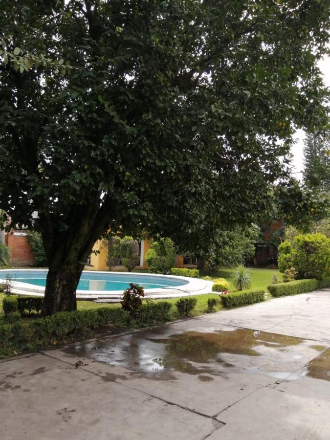 Hotel Quinta Del Descanso Cuautla  Bagian luar foto