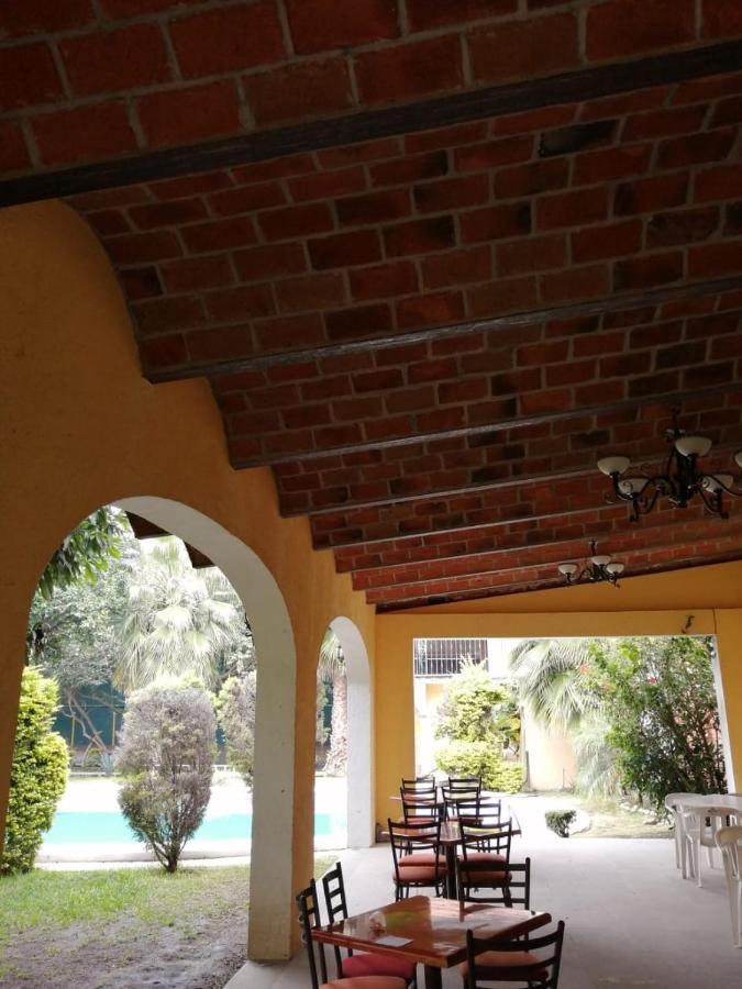 Hotel Quinta Del Descanso Cuautla  Bagian luar foto