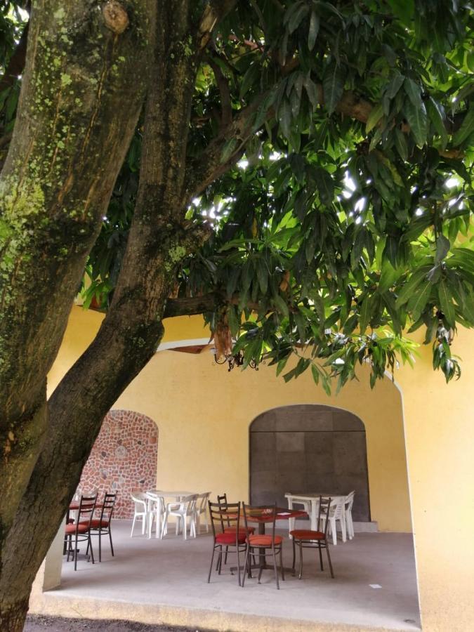 Hotel Quinta Del Descanso Cuautla  Bagian luar foto