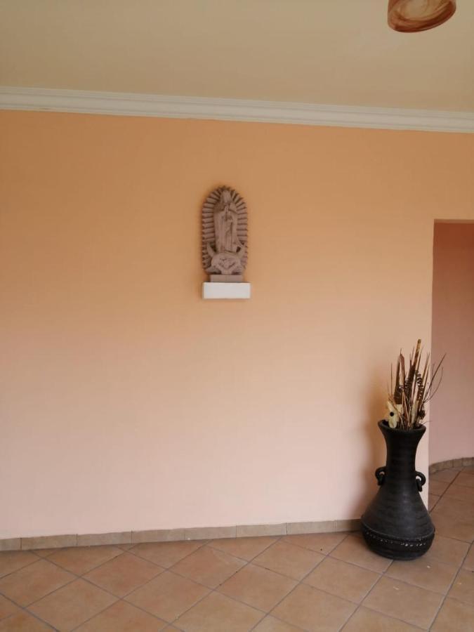 Hotel Quinta Del Descanso Cuautla  Bagian luar foto